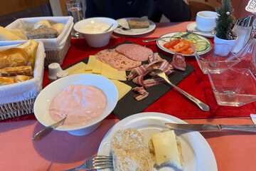 Breakfast meal