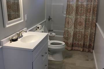 Bathroom sink