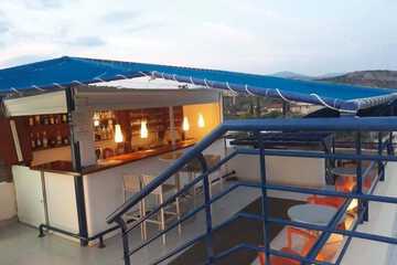 Rooftop pool