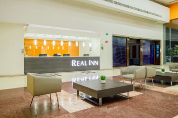 Check-in/check-out kiosk