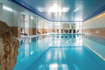Exercise/lap pool