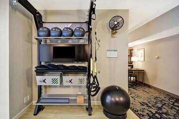 Room 61 of 106