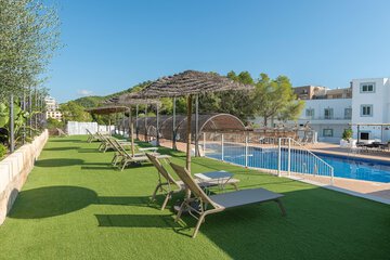 Sundeck