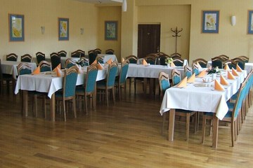 Reception hall