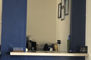 Check-in/check-out kiosk