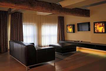 Photo 5