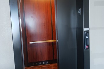 Elevator