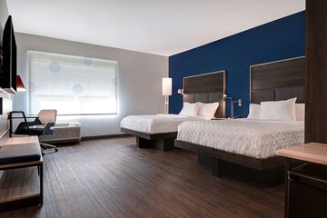 Room 28 of 41