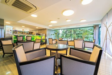 Coffee shop