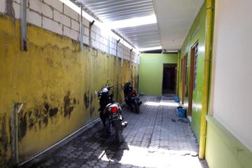 Photo 6