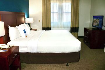 Room 25 of 51