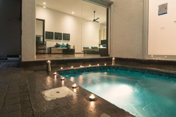 Jetted tub