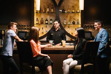 Lobby lounge