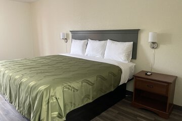 Room 16 of 16