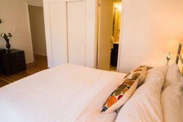  Herrick Guest Suites Bank Street Apartment 20