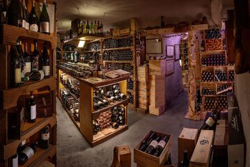 Tasting room