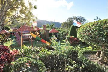 Children's play area - outdoor