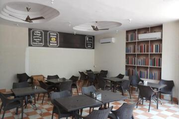 Photo 6