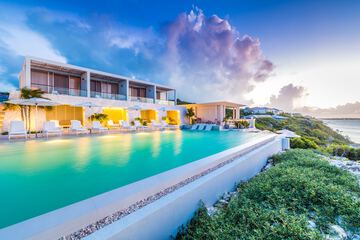 Beach/ocean view