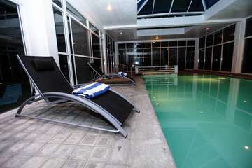 Indoor/outdoor pool