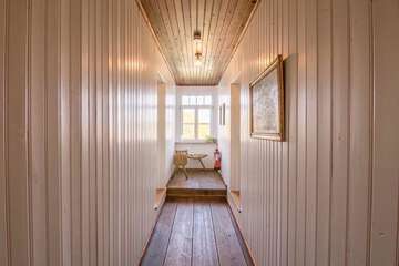 Handrails in hallways