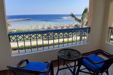 Beach/ocean view