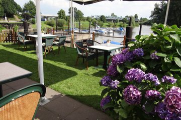 Sundeck