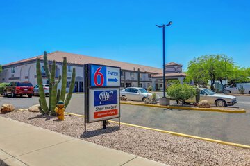 Motel 6 Apache Junction AZ