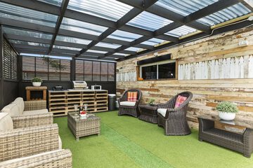 BBQ/picnic area