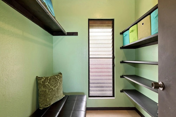 hotel_rooms