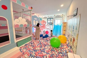 Children's play area - indoor