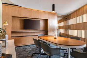 Meeting facility