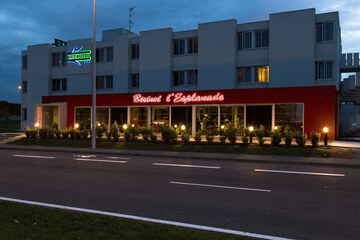 Front of property - evening/night
