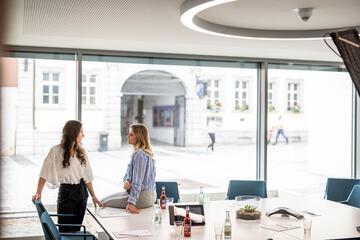 Meeting facility