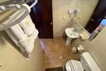 Photo 32