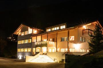 Photo 44