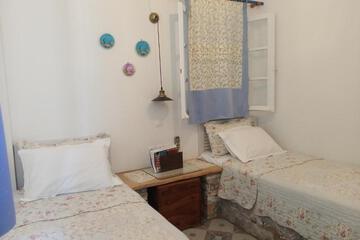 Photo 51