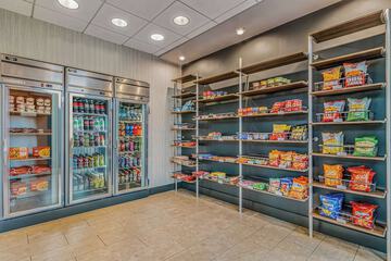 Snack bar
