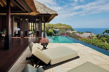Beach/ocean view