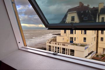 Beach/ocean view