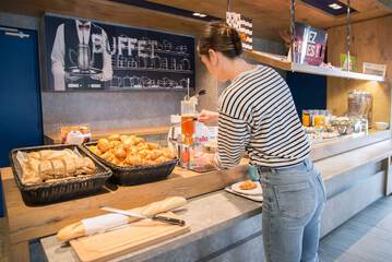 Breakfast buffet