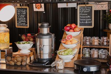 Breakfast area