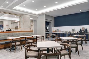 Breakfast/Coffee Service 36 of 40