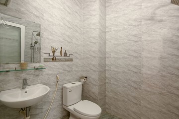 Bathroom shower