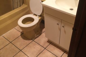 Bathroom sink