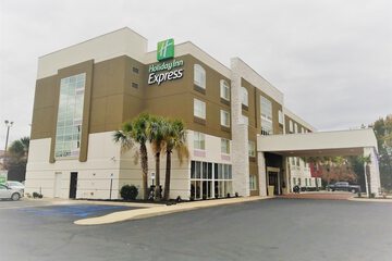 Holiday Inn Express Columbia - Two Notch by IHG
