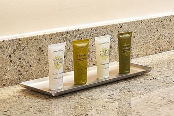 Bathroom amenities