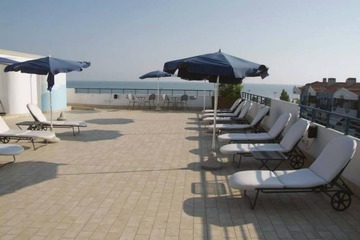 Sundeck