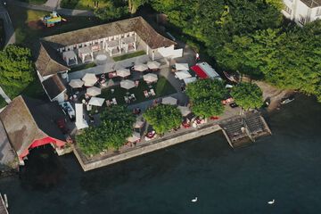 Beach bar
