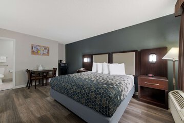 Room 39 of 42